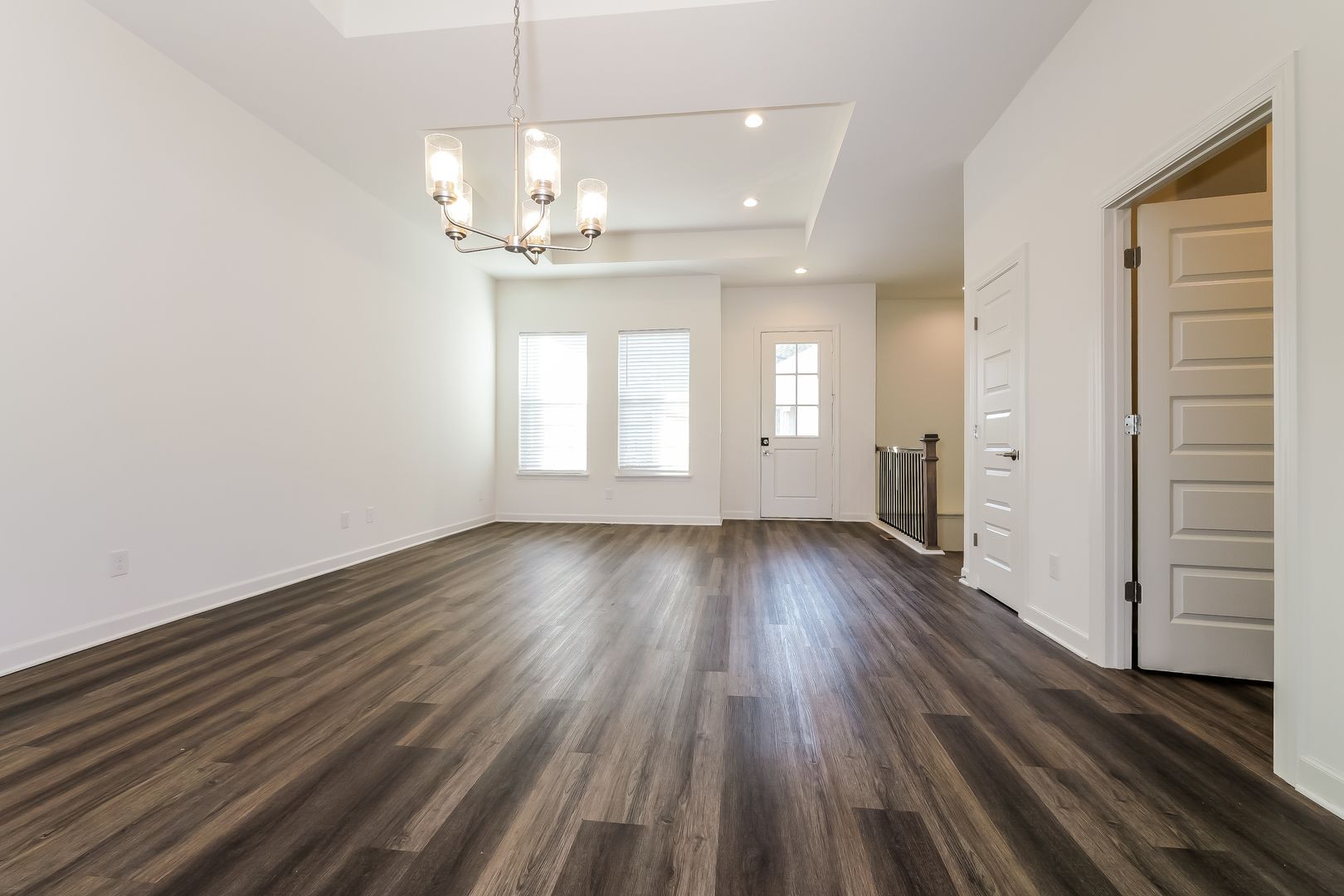 Building Photo - 16177-16177 Fontana St