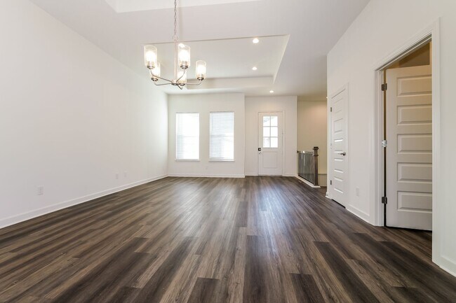 Building Photo - 16161 Fontana St