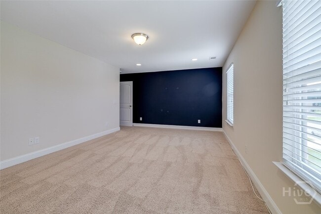 Building Photo - 225 Beckley Dr