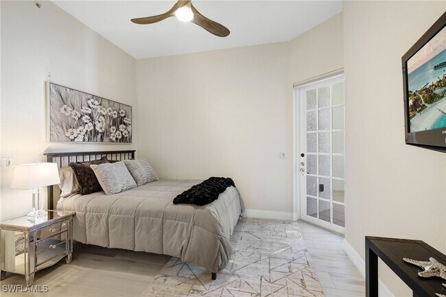 Building Photo - 10733 Mirasol Dr
