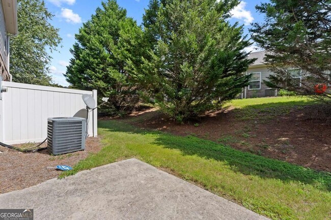 Building Photo - 2365 Bellyard Dr