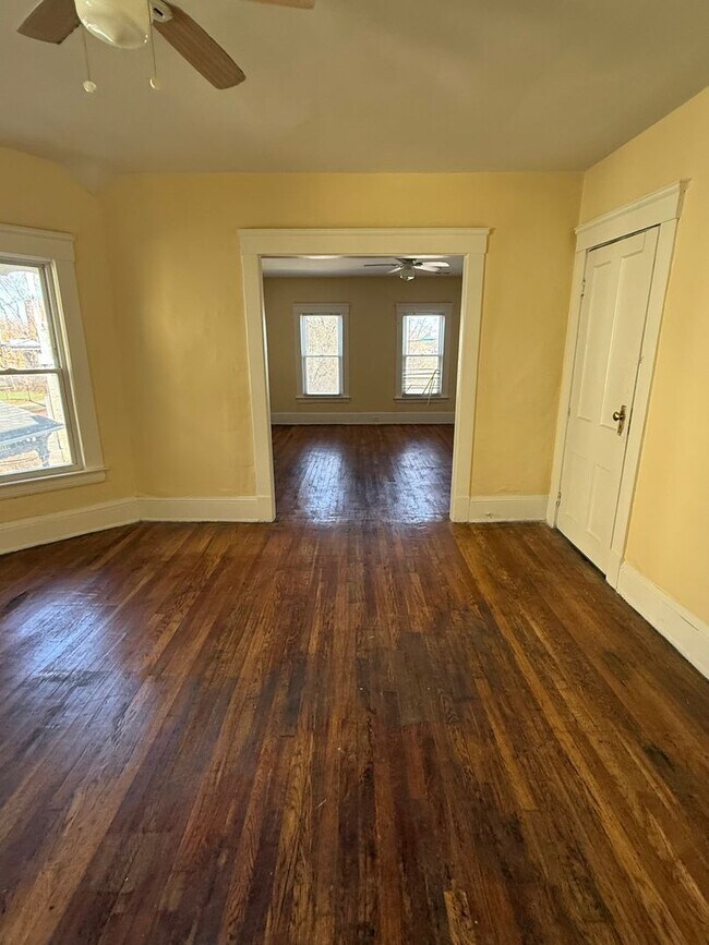 Building Photo - 1519-1525 Clark Ave