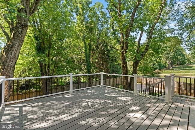 Building Photo - 14906 Dunstan Ln