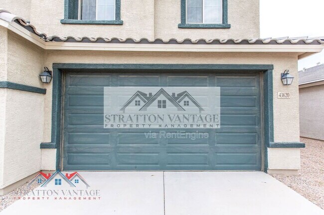 Building Photo - 43620 W Mescal Dr