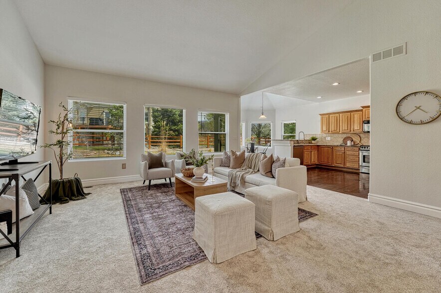 Building Photo - 7170 Windwood Way