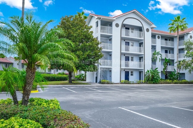 Building Photo - 2954 Sadina St