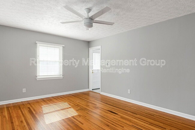 Building Photo - 459 Blenheim Rd