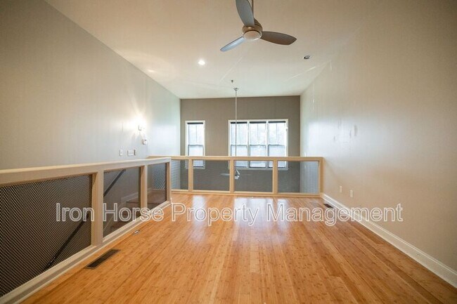 Building Photo - 118 Ruth Dr