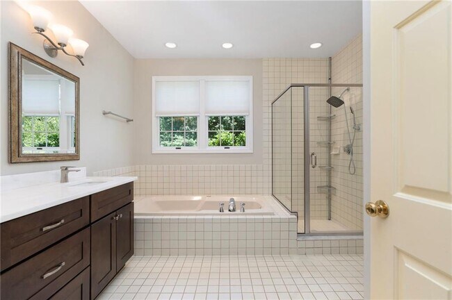 Building Photo - 110 Osprey Dr