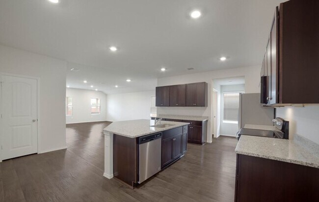 Building Photo - Beautiful Home in Arroyo Ranch!
