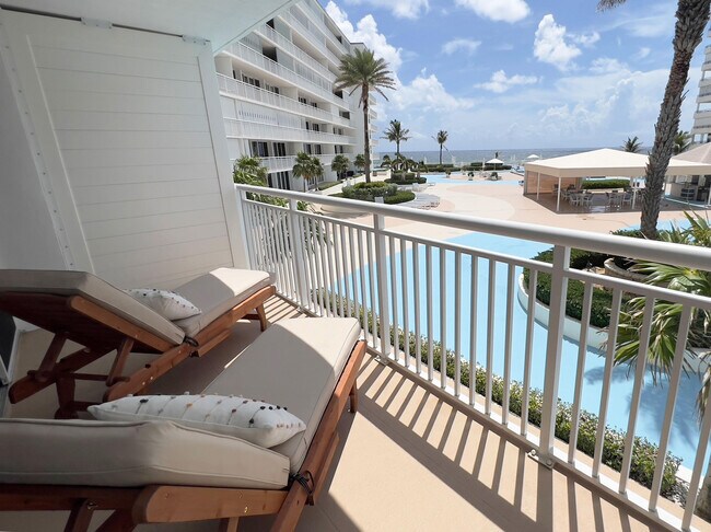 Building Photo - 3546 S Ocean Blvd