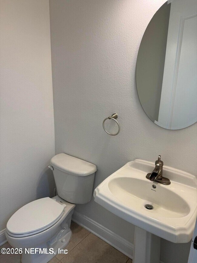 Building Photo - 9902 Windwater Ct
