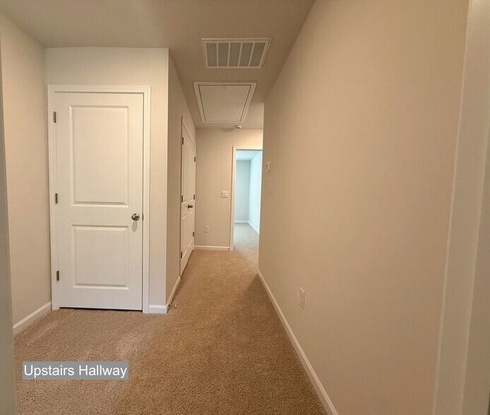 Building Photo - 313 Cherry Laurel Dr