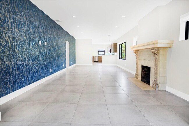 Building Photo - 1744 SW 22nd Terrace