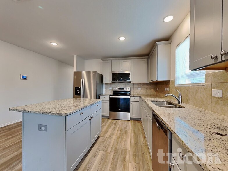 Building Photo - 1125 Waggoner Dr