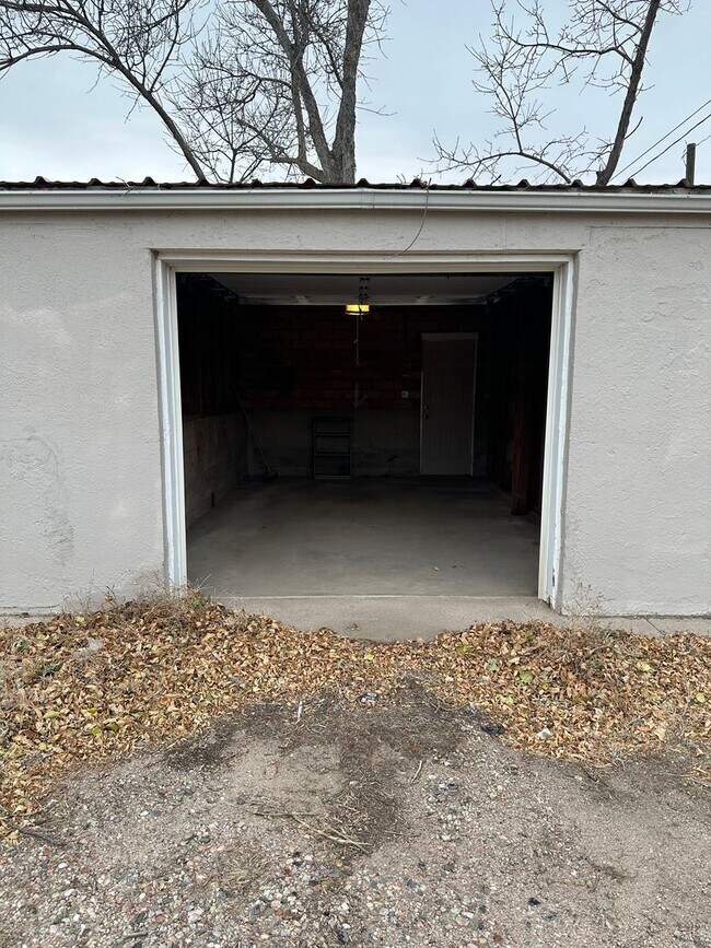 Building Photo - 3511-3515 McComb Ave