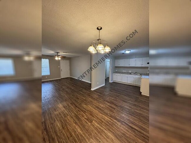 Building Photo - 1001 Ferrell Dr
