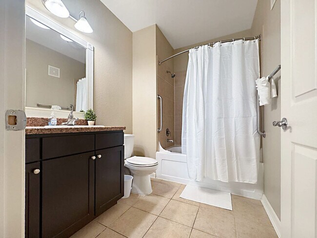 Building Photo - 1770 Bearberry Cir