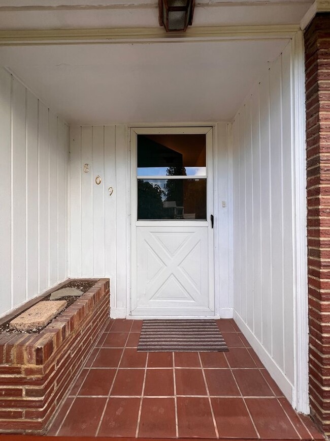 Building Photo - Non-Refundable & Security Deposit Total: $...