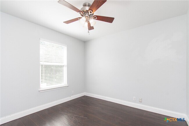 Building Photo - 283 Cordero Dr