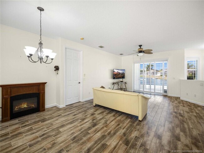 Building Photo - 155 56th Dr SW