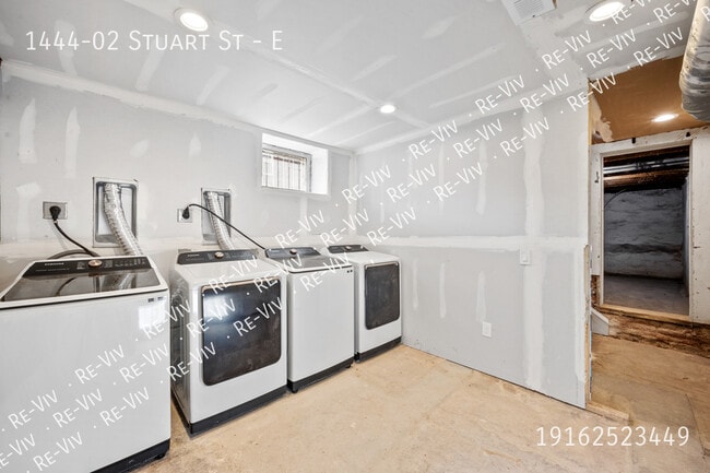 Building Photo - 1444 Stuart St