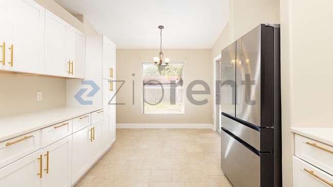 Building Photo - 1404 Edgewater Rd