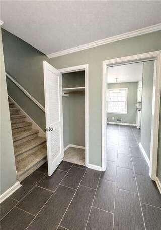 Building Photo - 4093 Hideaway Dr