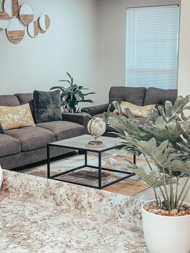 Building Photo - 5226 Perry St