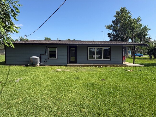 Building Photo - 55 Periwinkle Ct