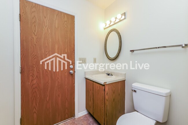 Building Photo - 6372 Nightwind Ct