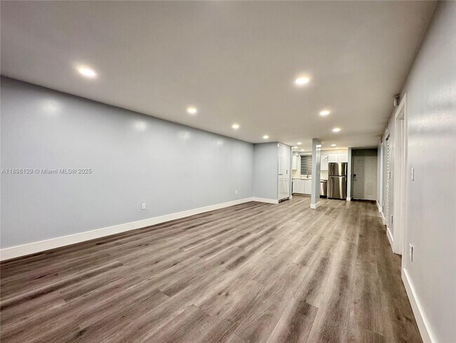 Building Photo - 6175 NW 186th St