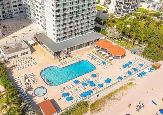 Building Photo - 19201 Collins Ave