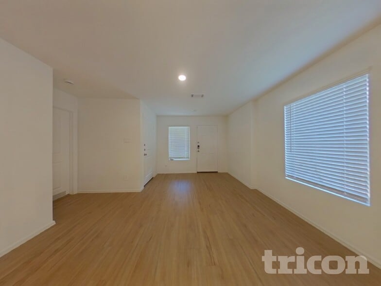 Building Photo - 17159 Quaking Aspen Ln