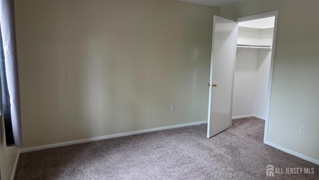 Building Photo - 1514 Ravens Crest Dr