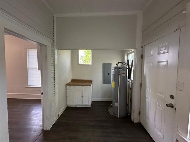 Building Photo - 2627 Dillard St