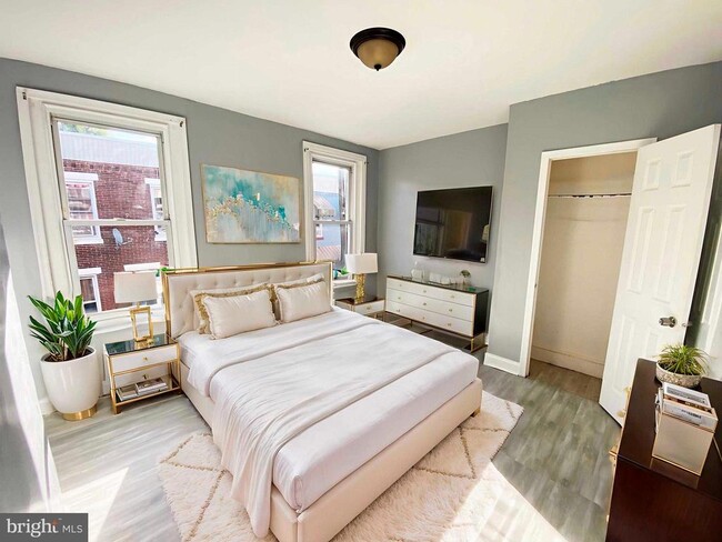 Building Photo - 3050 Hartville St