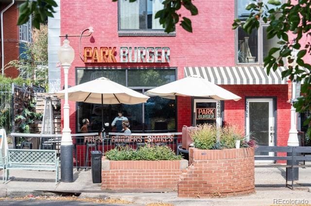 Building Photo - 2742 W Denver Pl