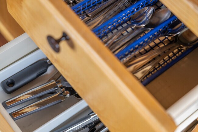 Building Photo - 5406 Henrys Lake Rd