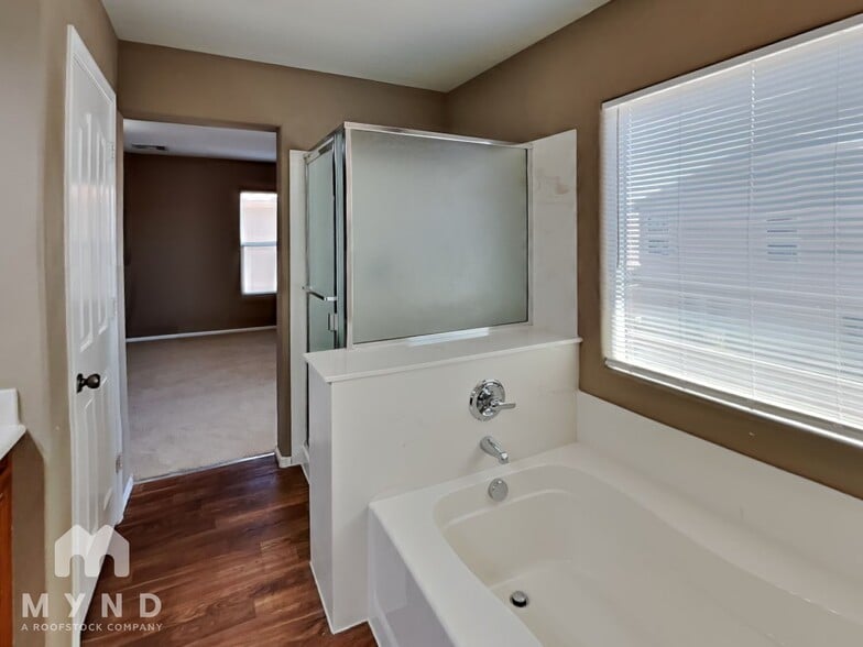 Building Photo - 6589 Pacific Screech Pl