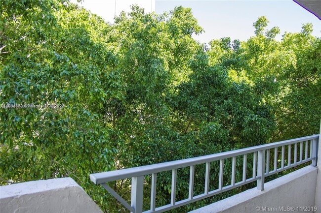 Building Photo - 1610 Lenox Ave