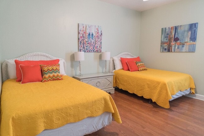 Building Photo - Beautiful 7-Bedroom Beachfront Home on 30A