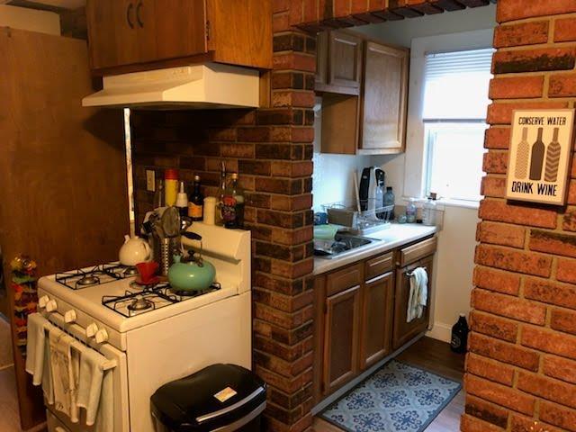 Building Photo - 9 Lowell Terrace