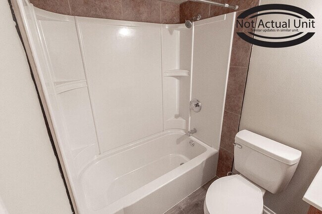 Building Photo - 203 Wheaton Ct