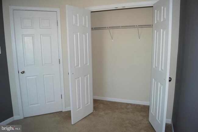 Building Photo - 3714 Oakley Ln