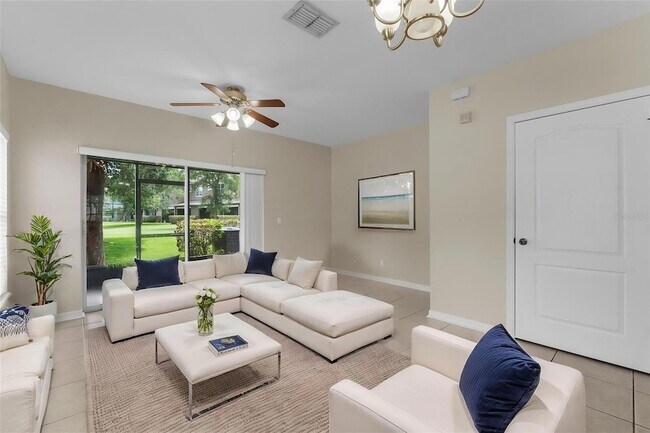 Building Photo - 10325 Manderley Way