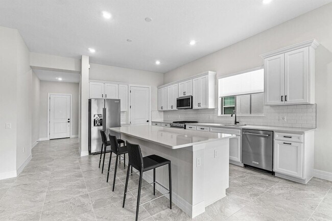Building Photo - 12325 Frontline Ln