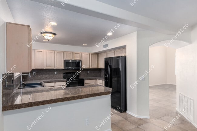 Building Photo - 5257 W Bobwhite Way