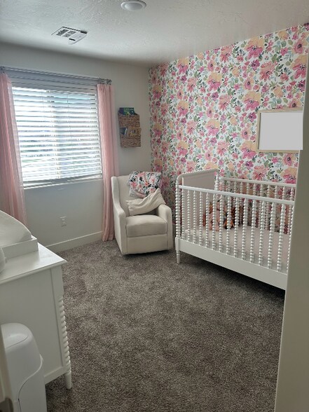 Building Photo - 5899 Challenger Way