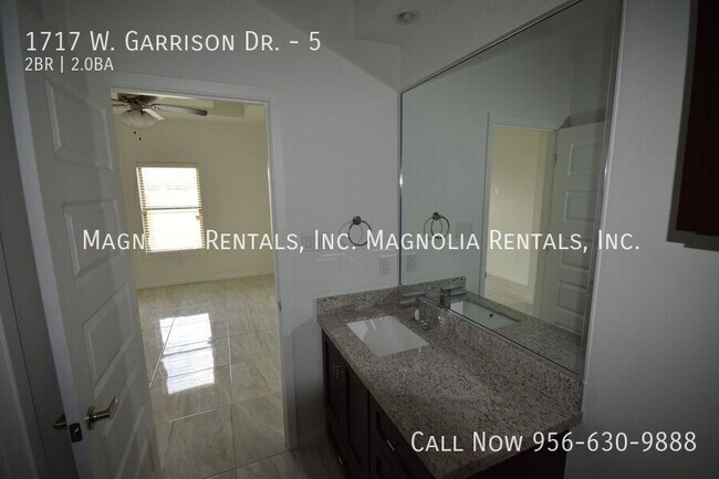Building Photo - 1717 W Garrison Dr